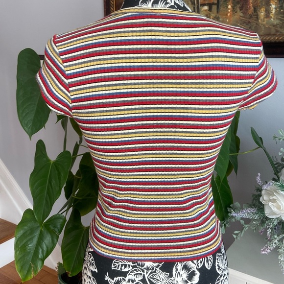 Top - Picture 3 of 6